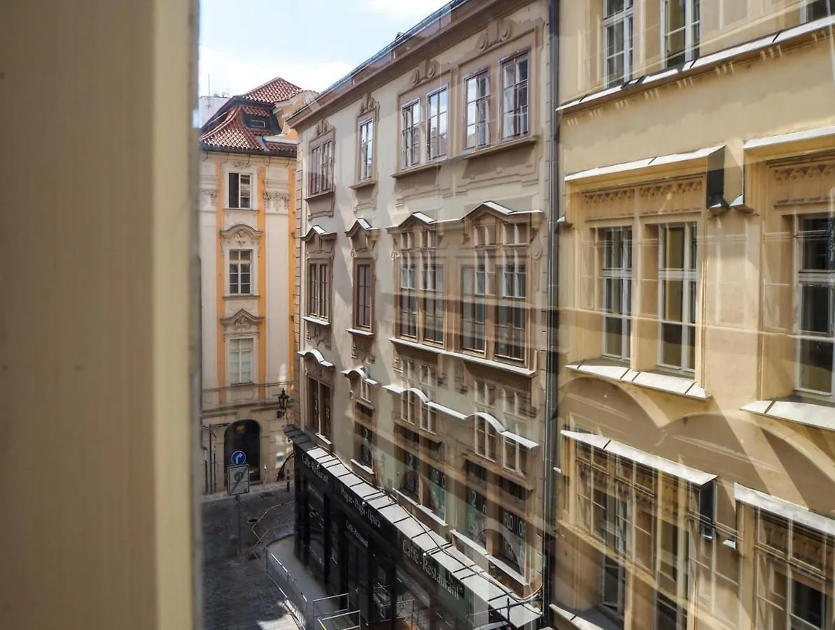 Karlova - Old Town Apartment Praga
