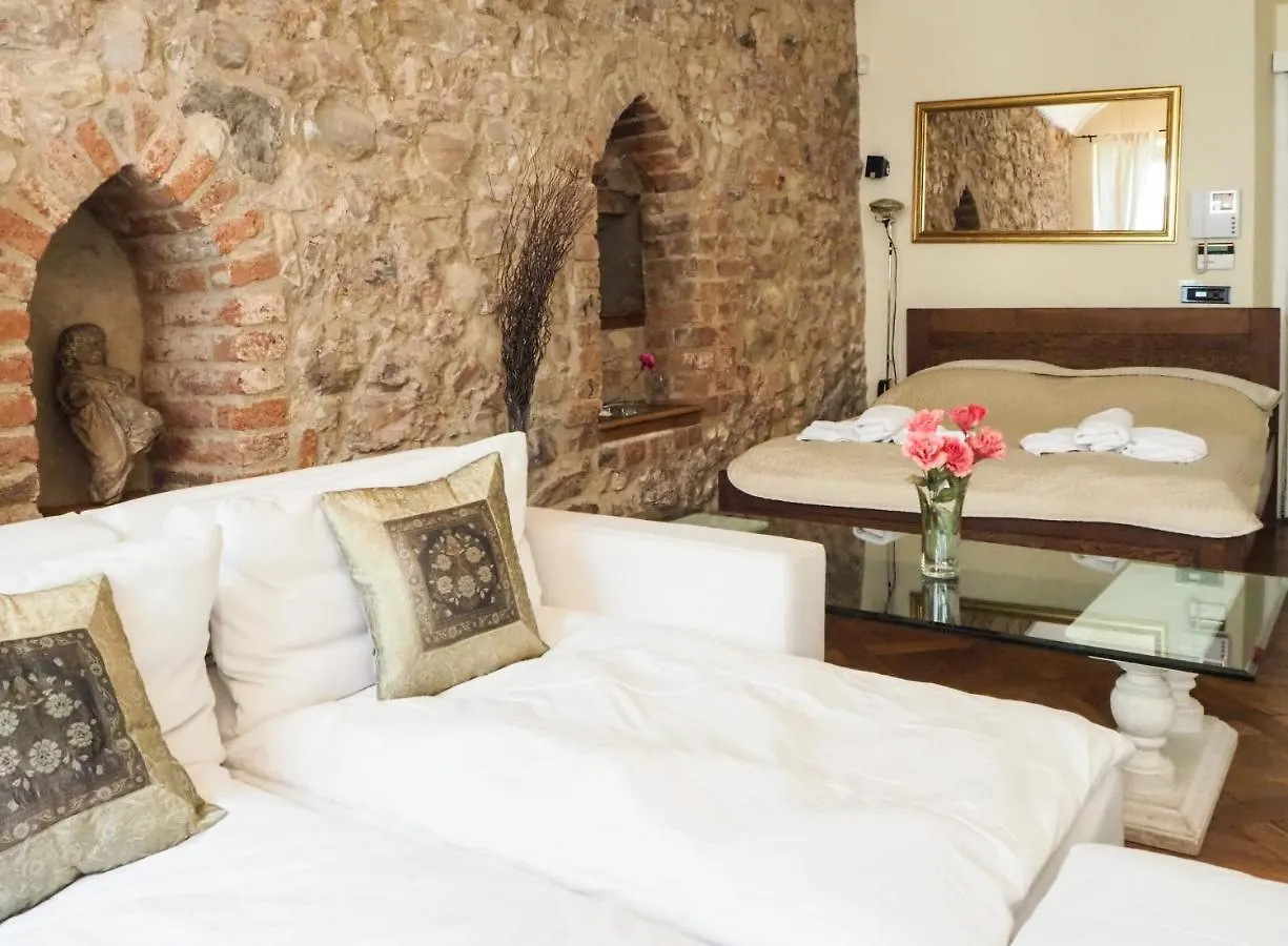 Karlova - Old Town Apartment Praga