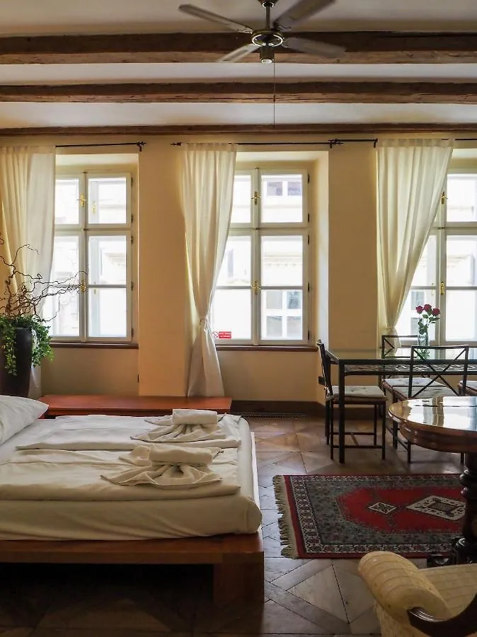 Karlova - Old Town Apartment Praga